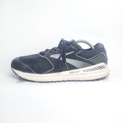 Brooks Beast