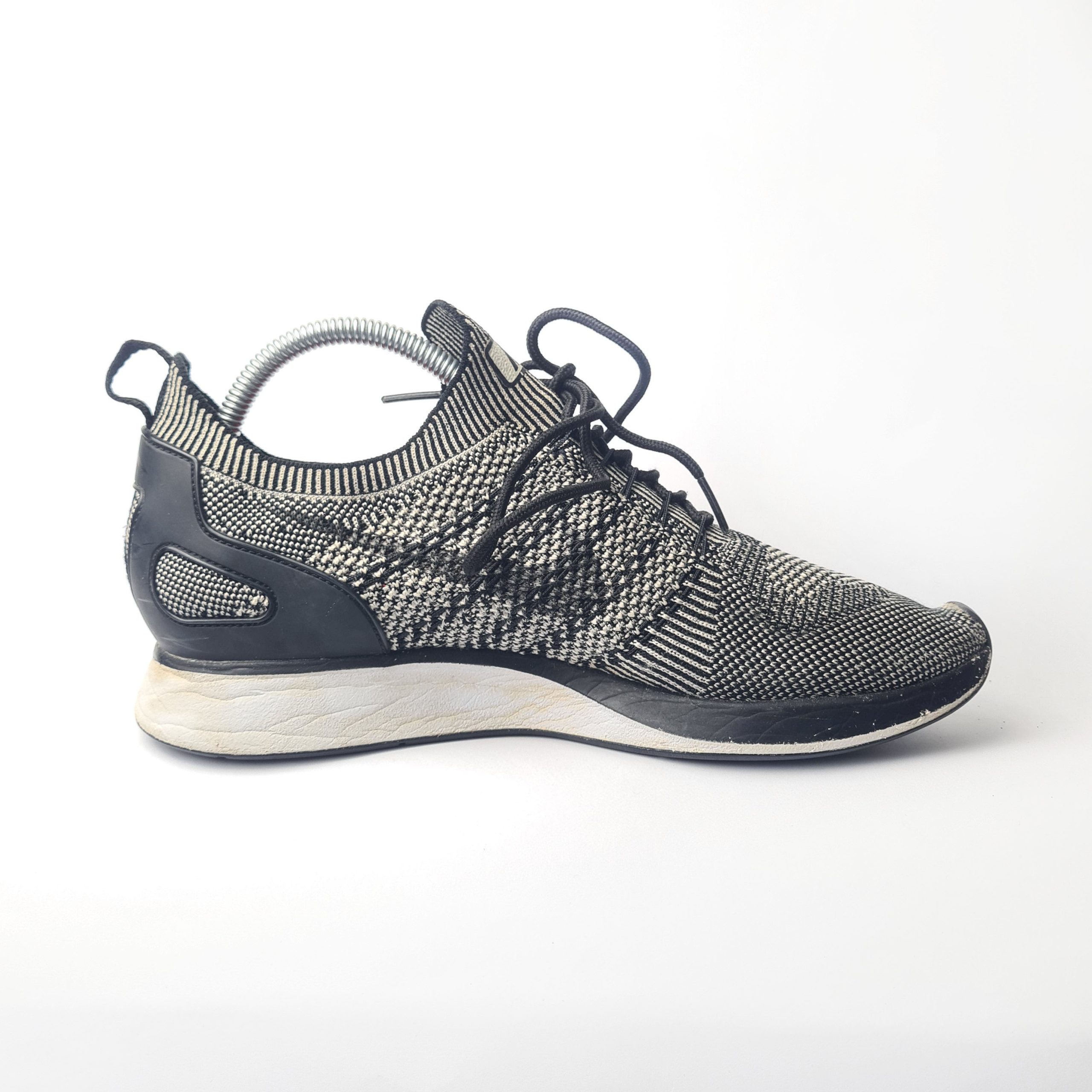 Nike-Air-Zoom-Mariah-Flyknit-Racer-
