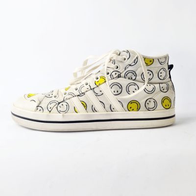 1509a Adidas Sneakers smiley