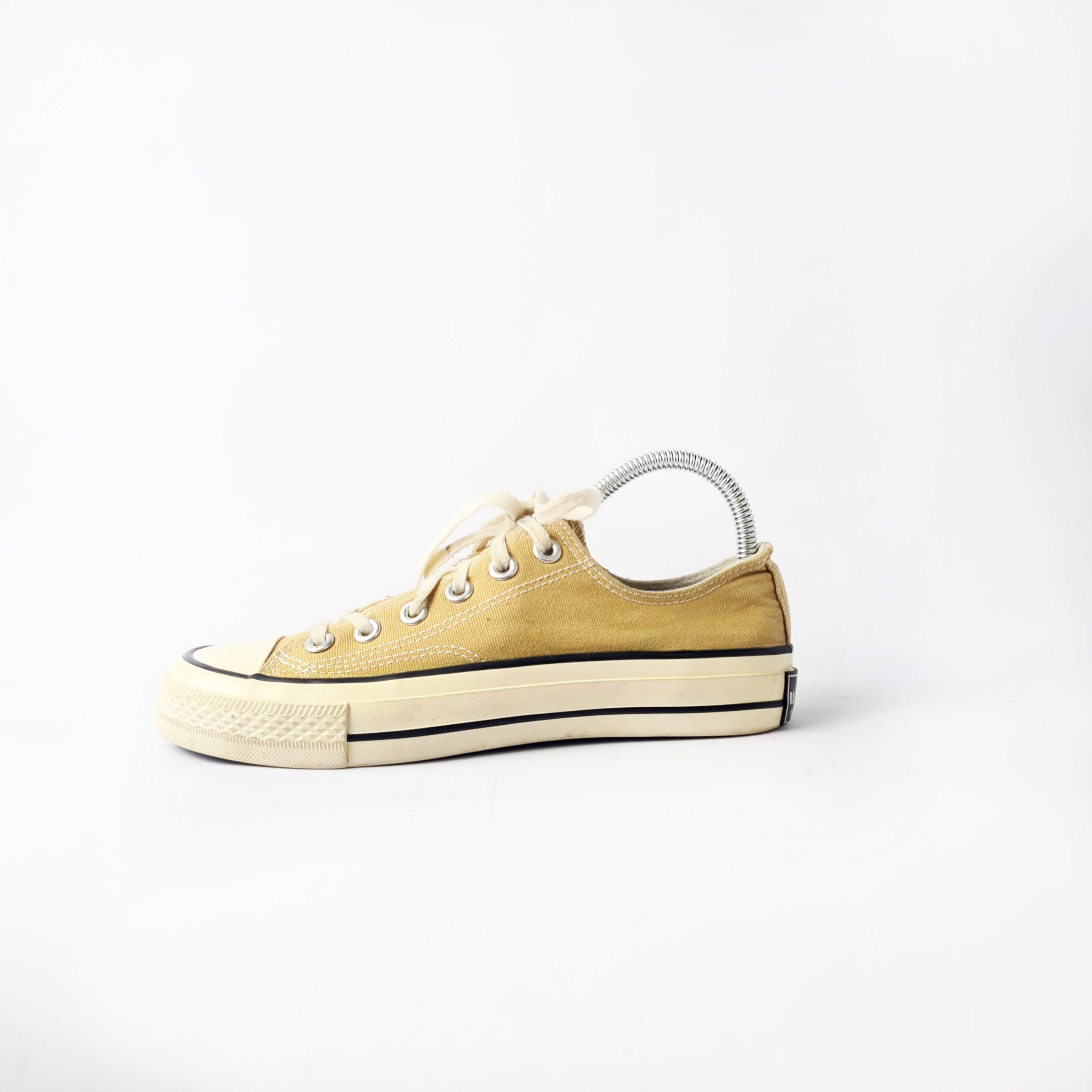 Canvas Low-Top Sneakers Baige
