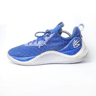 411a Under Armous Curry 10 43