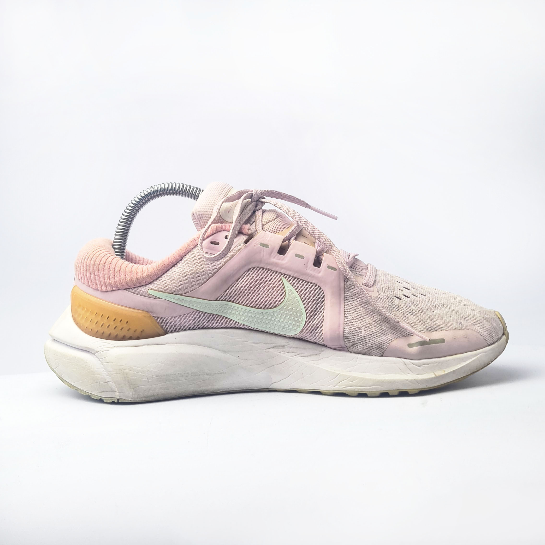 468a Nike Air Zoom Vomero 16 Regal Pink